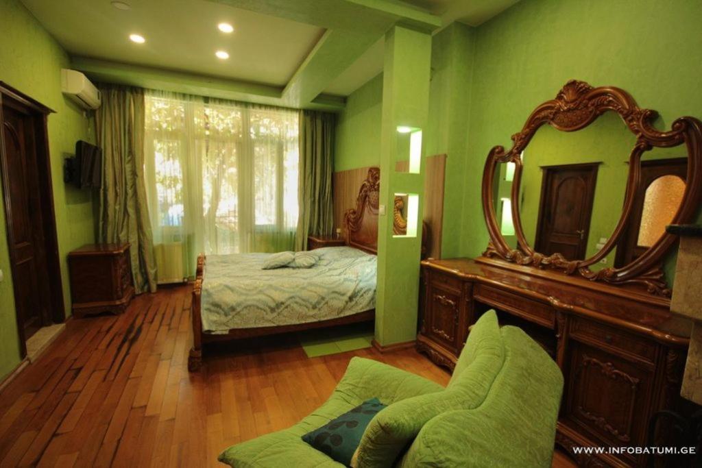 Hotel Black Sea House Batumi Kültér fotó
