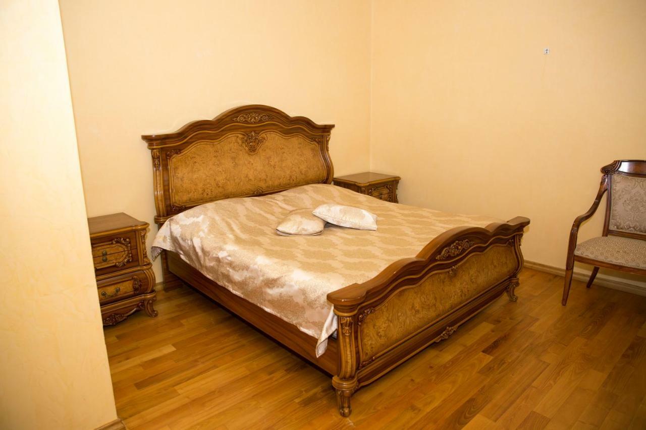 Hotel Black Sea House Batumi Kültér fotó