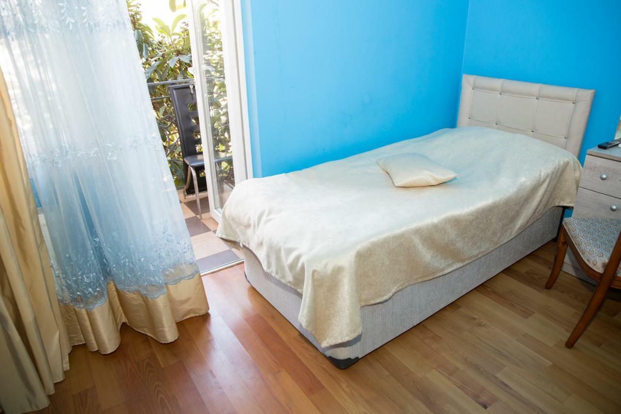 Hotel Black Sea House Batumi Kültér fotó